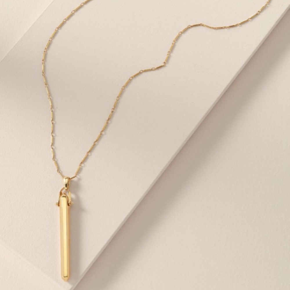 Stella & Dot Rebel Pendant - Gold